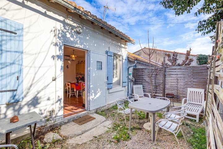 Gîte pour 4 personnes, avec jardin à Saintes-Maries-de-la-Mer - 2