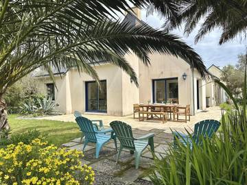 Location de vacances pour 7 personnes, avec jardin dans Plage Kerler Fouesnant