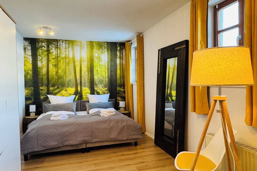 S‘Landhaus Apartment  Holzofen, Whirlpool Infrarotsauna Wellnessdusche in Neuschönau, Šumava Mountains