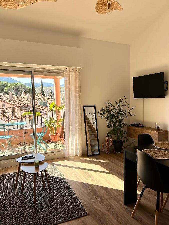 Gîte pour 4 personnes, avec vue et terrasse dans Office De Tourisme De Banyuls Sur Mer