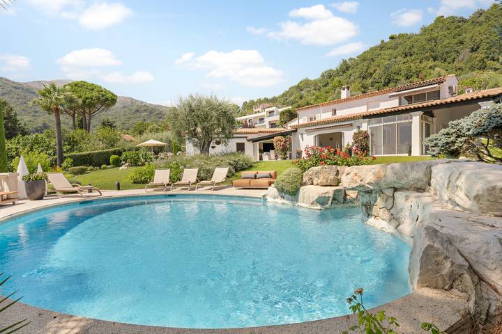 Villa Nova in Vence, Mediterranean Coast (France)