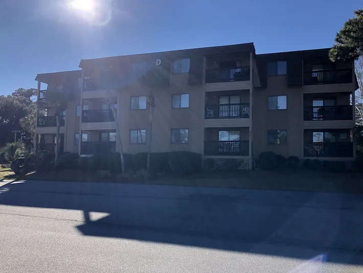 Vacation apartment for 6 people, with balcony and pool - 1