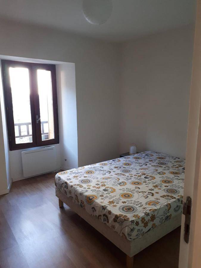 Appartement entier, One-Bedroom Apartment in Crots, Parc national des Écrins