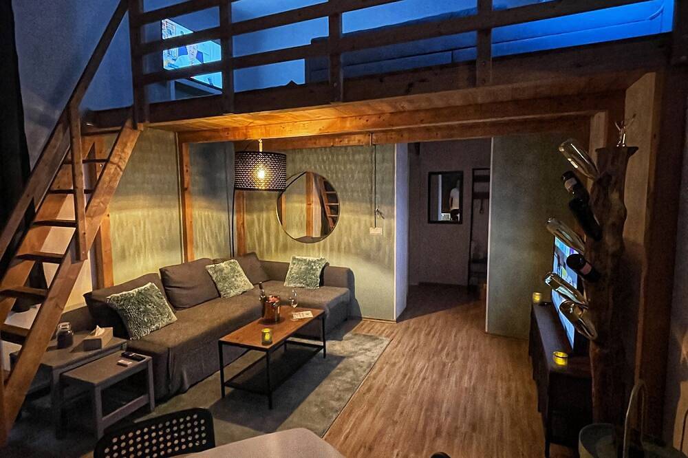 Apartamento entero, Zum Zollkran - Loft with free parking lot in Tréveris (Ciudad), Tréveris