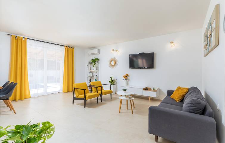 Ferienhaus für 6 Personen, mit Garten und Terrasse sowie Pool in Pula-Medulin - 2