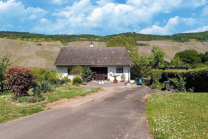 Ferienwohnung für 2 Personen, mit Garten und Pool, mit Haustier in Bernkastel-Kues