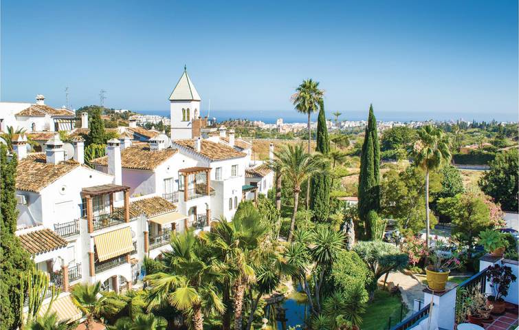 Entire holiday apartment, Sea View Apartment with Pool & Terrace in Mijas, Cordillera Penibética
