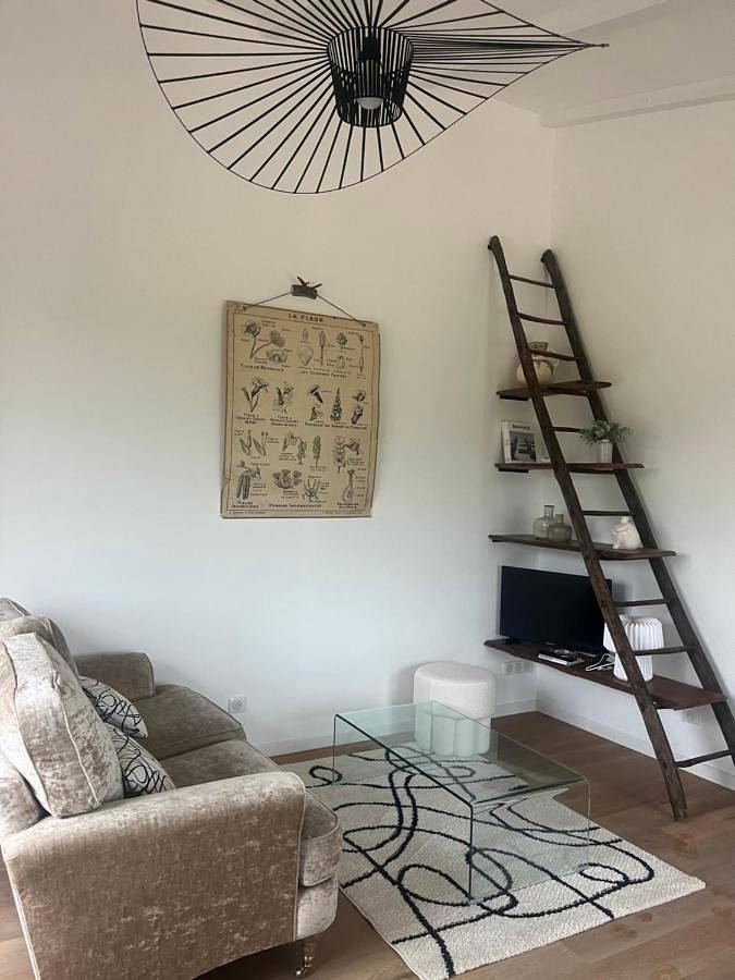 Gîte pour 2 personnes, avec jardin et vue, animaux acceptés dans Marches - 3