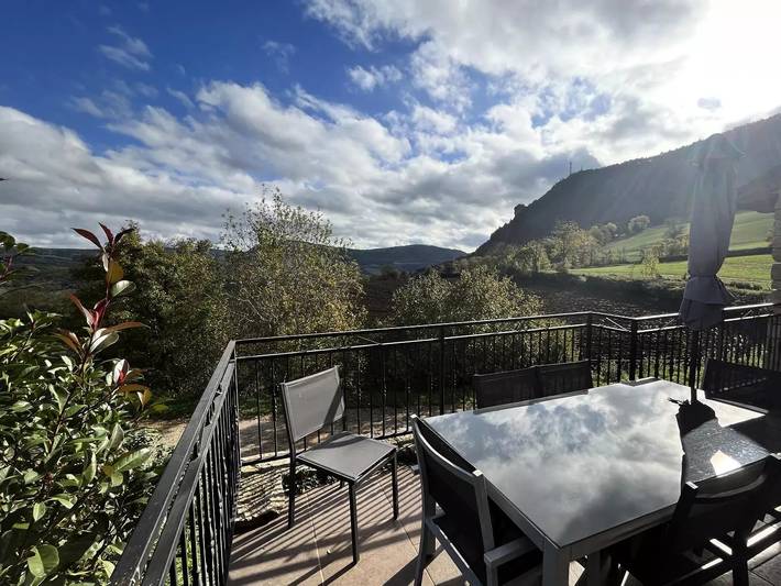 Gîte pour 7 personnes, avec terrasse et piscine à Banassac - 3