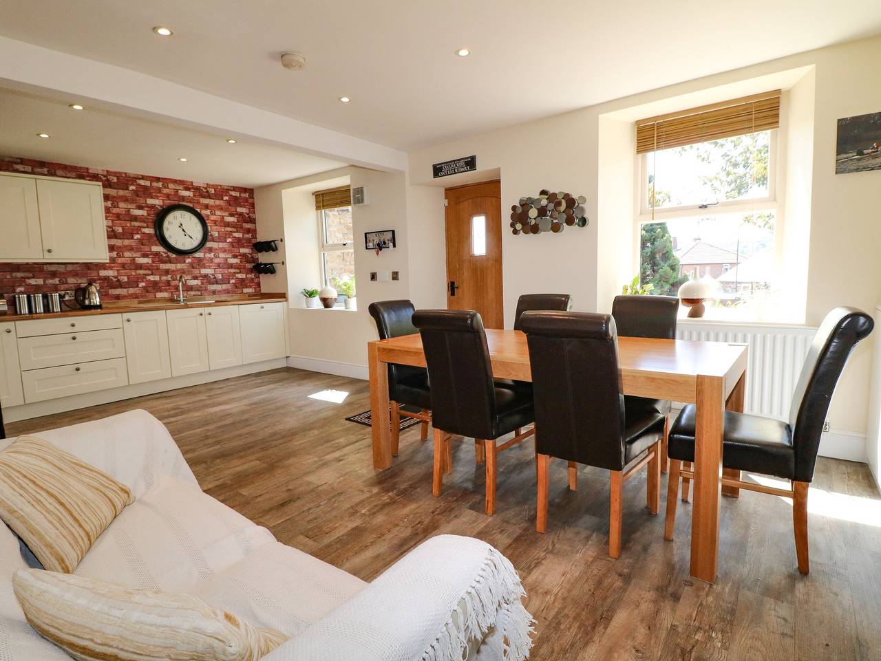 2 Snape Hill in Derbyshire