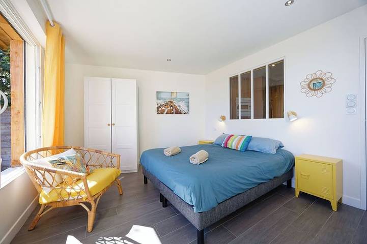 Location villa 15 personnes accès direct à la plage + piscine chauffée in Sarzeau, Côte des Mégalithes