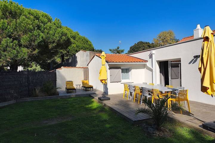 Gîte pour 9 personnes, avec Jardin à Saint-Hilaire-de-Riez