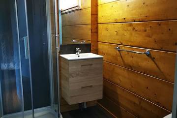 Chalet pour 2 Personnes dans Plailly, Oise, Photo 3