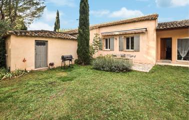 Gîte pour 6 personnes, avec piscine ainsi que jardin et terrasse à Saint-Saturnin-lès-Avignon