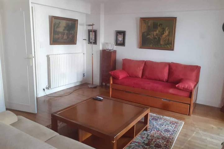 Ganze Wohnung, Downtown apartment with large terrace and enclosed parking space in Saint-Jean-de-Luz, Bayonne und Umgebung
