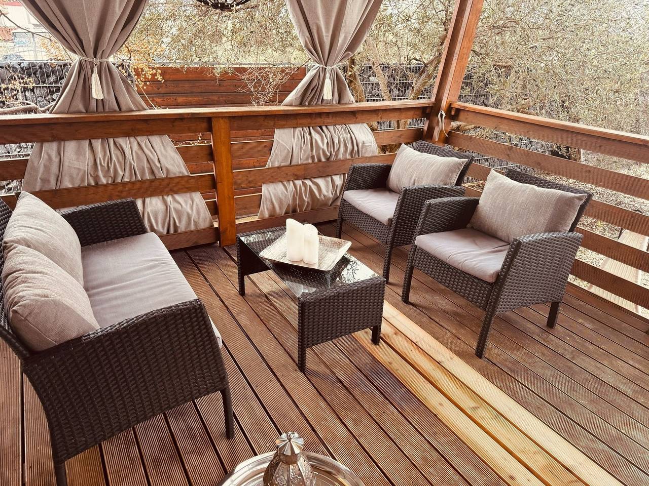 Woonwagen voor 5 personen met terras in Općina Sveti Filip i Jakov, Zadar
