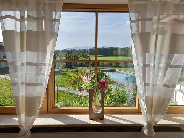 Ferienwohnung für 4 Personen, mit Ausblick und Garten, mit Haustier in Bruckmühl