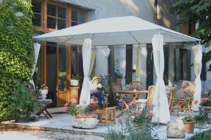 Gîte pour 4 personnes, avec jardin à Duras