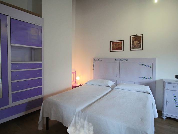 Gîte pour 5 personnes, avec piscine et terrasse ainsi que jardin et jacuzzi, adapté aux familles à Gualdo Cattaneo - 4