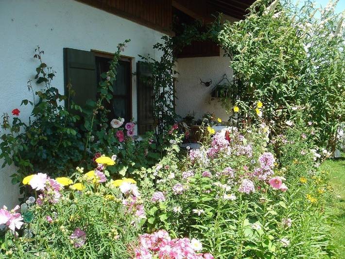 Ferienwohnung für 2 Personen, mit Garten und Balkon in Hopferau - 2