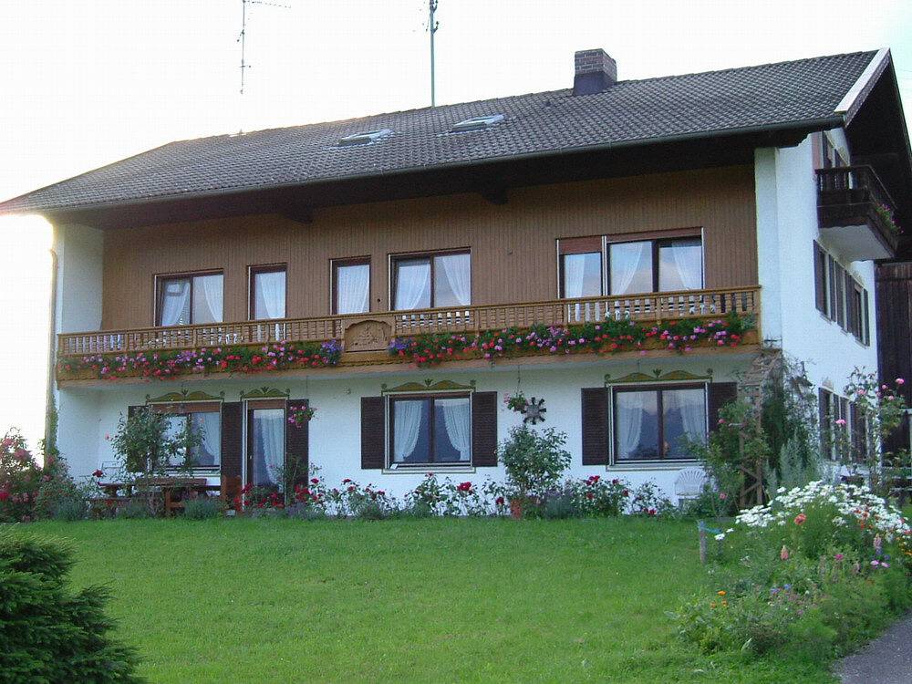 Beiglhof - Ferienwohnung 54qm mit Dusche, Balkon und Grillmöglichkeit in Rimsting, Chiemsee