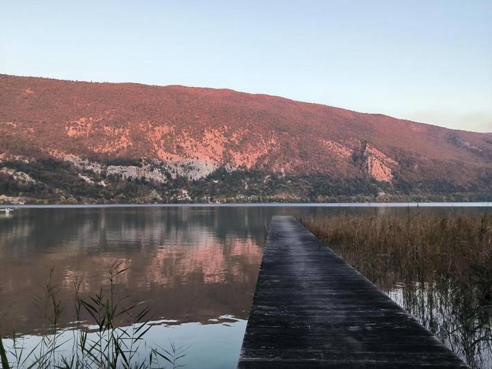 Hôtel pour 2 personnes, avec vue et balcon ainsi que jardin et vue sur le lac dans Nances - 2