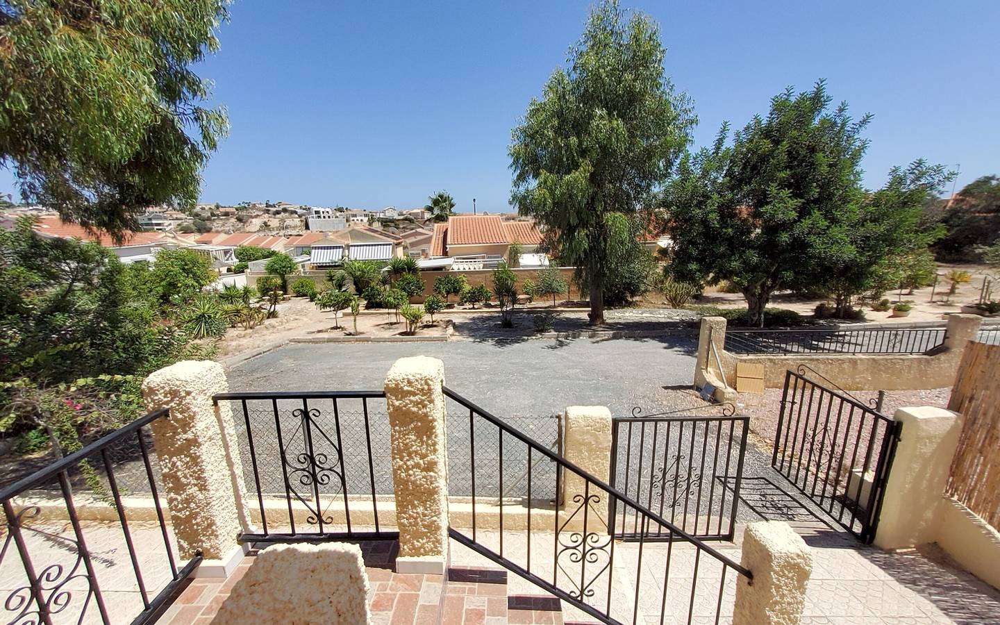 Villa 'Rosa - Urbanización La Marina' con Wi-Fi, aire acondicionado, terrazas y jardín in San Fulgencio, Costa Blanca
