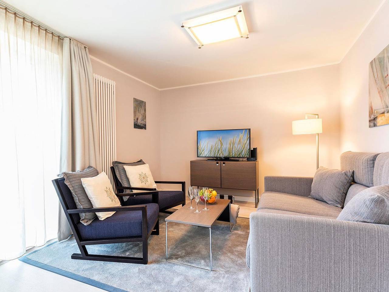 Ganze Wohnung, Strandnahe Fewo mit Pool, Sauna & Fitness im Haus, Wlan, Parkplatz, Haustiere in Prora, Binz