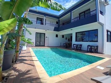 Chambre d’hôte pour 2 personnes, avec piscine ainsi que vue et jardin sur l' Île de la Réunion