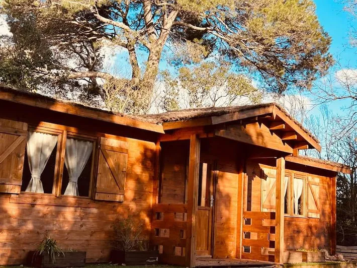 Casa rural para 4 personas, con terraza además de jardín y jacuzzi - 1