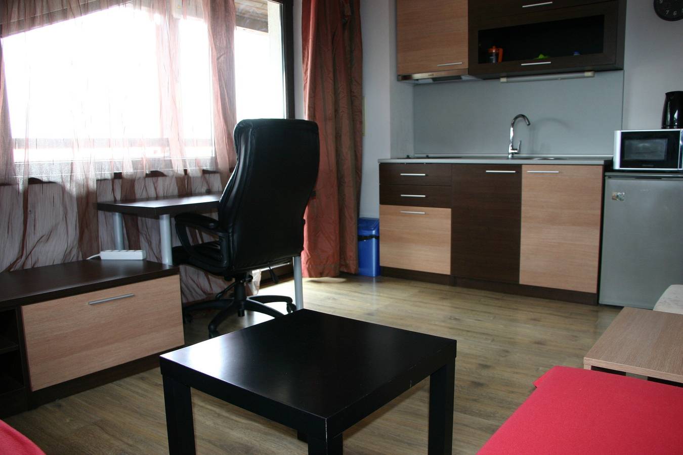 Ganze Ferienwohnung, Ferienwohnung für 4 Personen mit Pool in Pirin