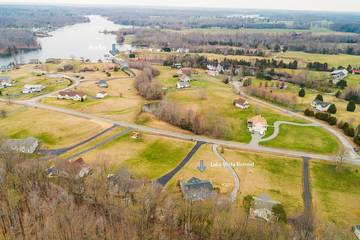 Vacation House for 11 Guests in Lake Anna, Virginia, Picture 4