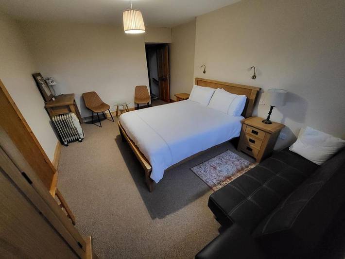 Location de vacances pour 4 personnes, avec jardin et piscine à Fermoy - 2