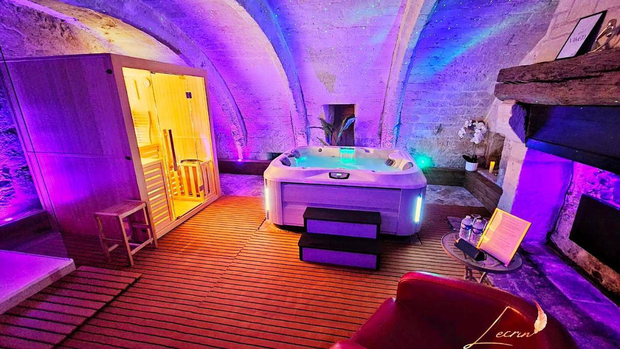L'Écrin Love Room Spa privatif Orbec in Saint-Roch-de-l'Orbiquet, Région de Lisieux