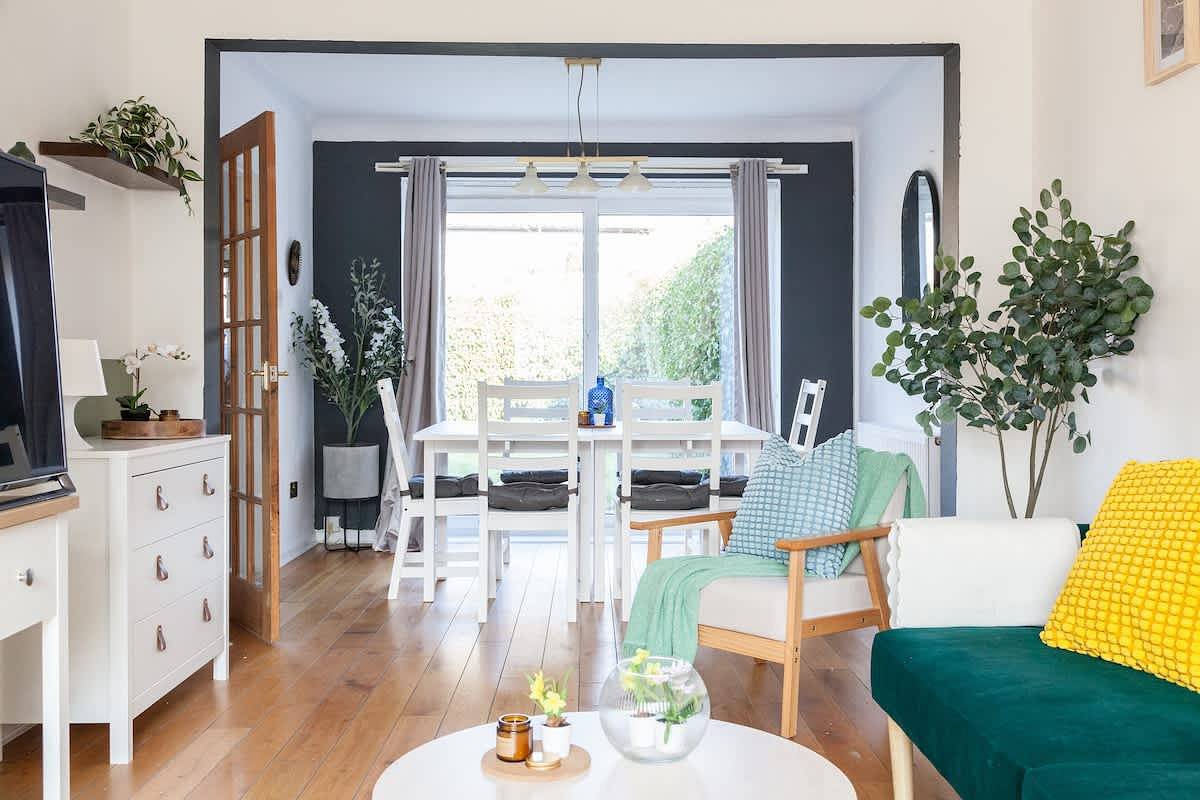 Perfect Booking | 4 Bed Home – Near City & Airport in Stockport, Gran Mánchester