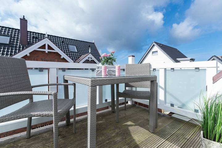 Ganze Wohnung, Strandnahe, moderne 2-Zimmer Ferienwohnung auf 76 m² Wohnfläche, für 3 Personen in Wenningstedt, Sylt