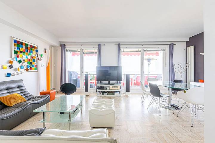 Apartamento entero, Apartamento en residencia en primera línea frente al mar in Èze, Costa mediterránea (Francia)