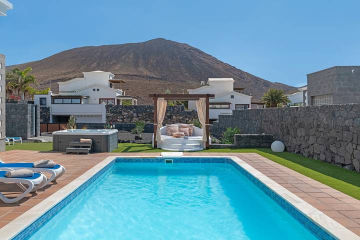 Chalet para 6 personas, con jacuzzi y jardín en Lanzarote - 2