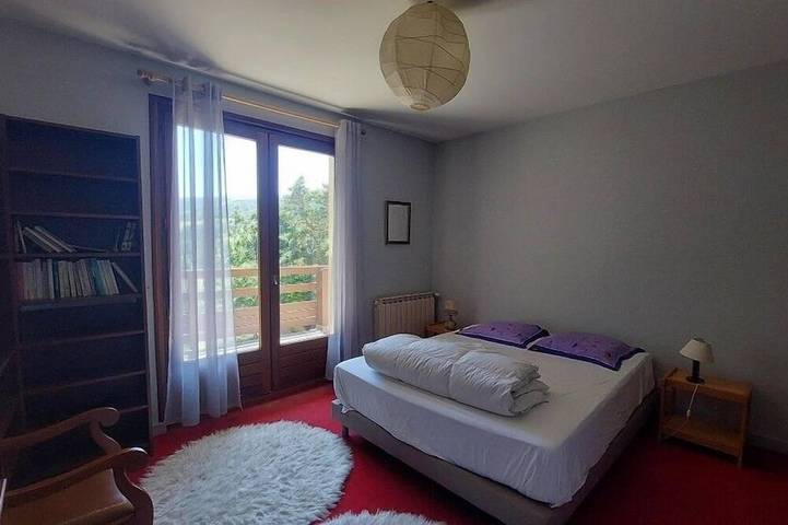 Location de vacances pour 20 personnes, avec jardin et terrasse à Chalmazel - 4