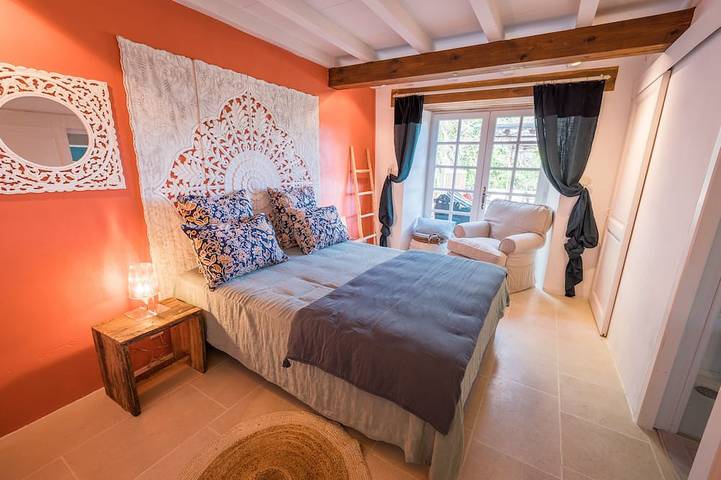 Location de vacances pour 10 personnes, avec piscine à Brassac - 2