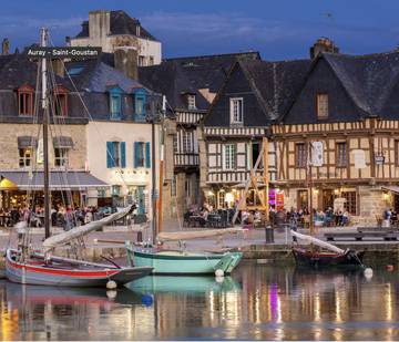 Gîte pour 6 personnes, avec terrasse dans Port Saint-Goustan