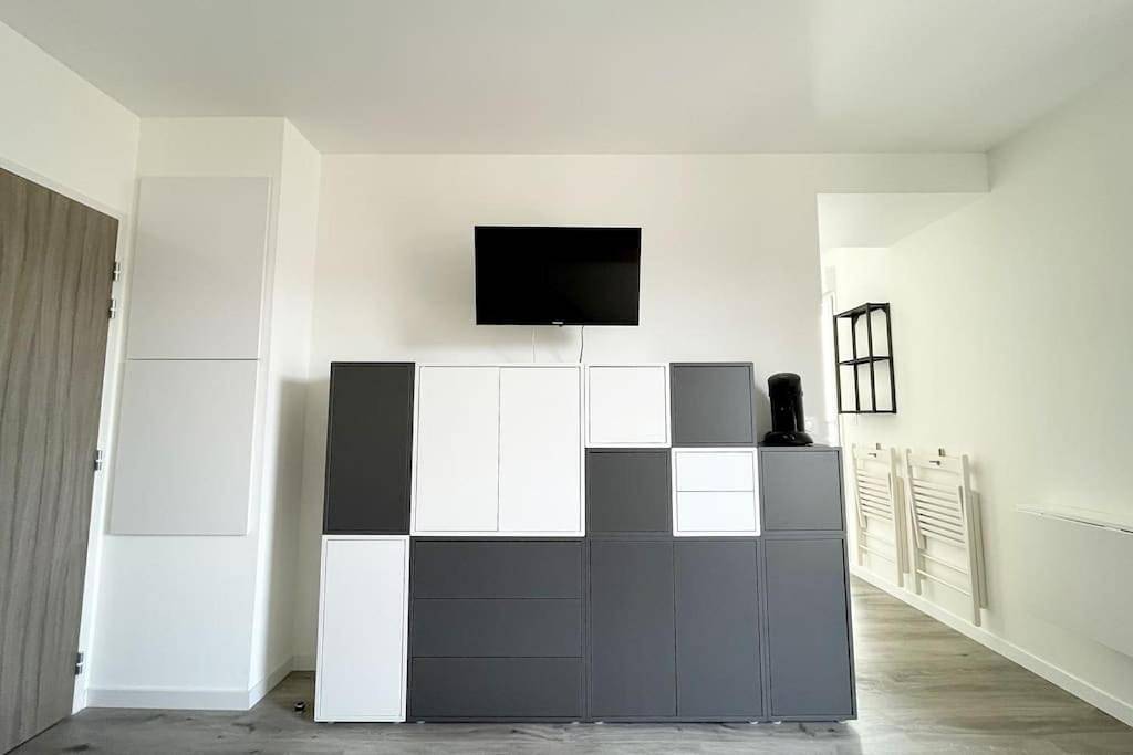 Appartement entier, One-Bedroom Apartment in Puilboreau, Région de La Rochelle