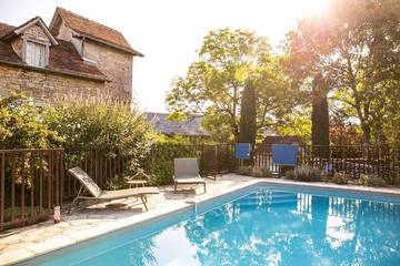 Gîte pour 10 personnes, avec jardin et terrasse à Salvagnac-Cajarc