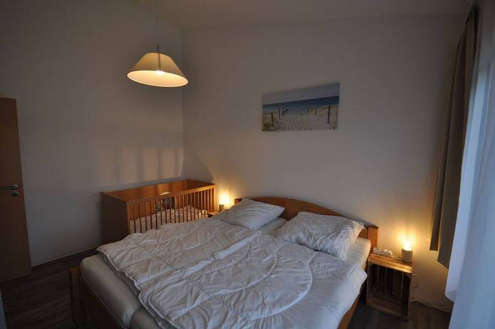 Ferienhaus für 4 Personen, mit Garten in Neuharlingersiel - 2