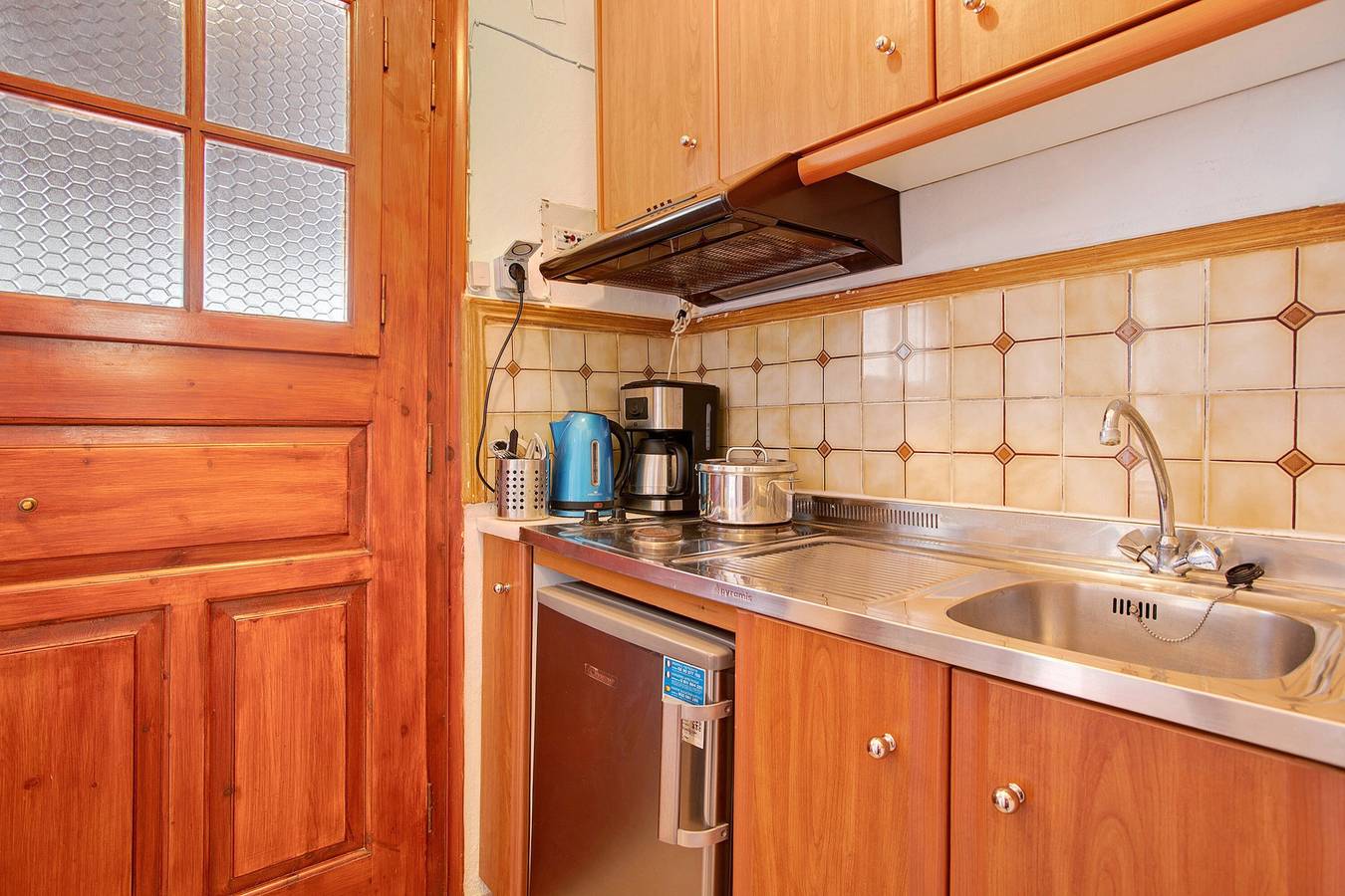 Vakantiewoning "Areti Orfeas Appartement 7" dichtbij het strand met balkon & Wi-Fi, foto 13