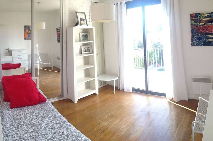 Haus mit Pool und Garten in der Nähe von Montpellier South Sea Straße in Croix d'Argent, Montpellier