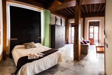 Apartment for 4 People in Centro (Granada), Granada, Photo 1