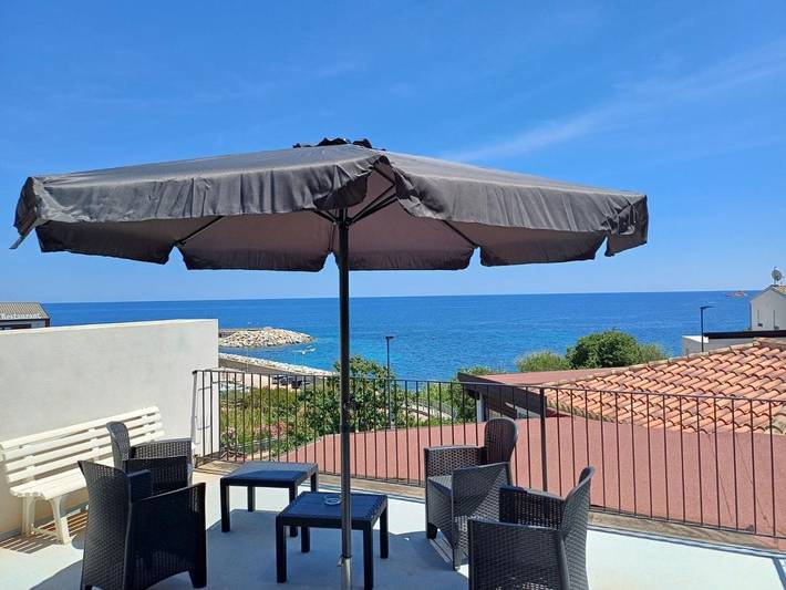 Gîte pour 2 personnes, avec terrasse à Santa Maria Navarrese - 4