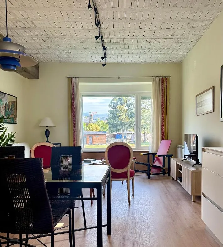 Apartamento de vacaciones para 4 personas, con piscina para niños además de piscina y vistas - 1