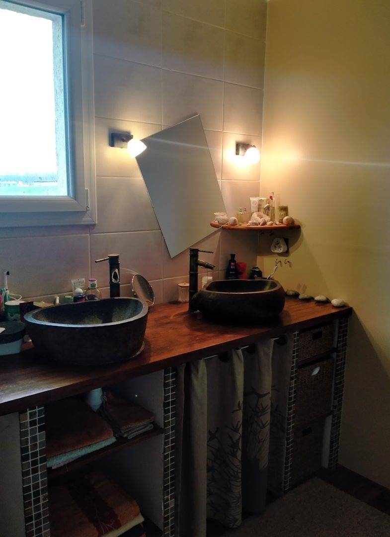 Chambres d'hôtes au pied du Vercors - Chambre 2 vue sur montagne in Hostun, Région de Valence